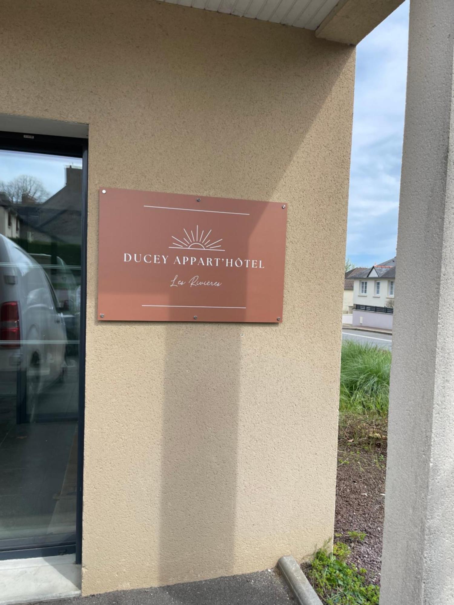 Ducey Appart'Hotel - Les Rivieres エクステリア 写真